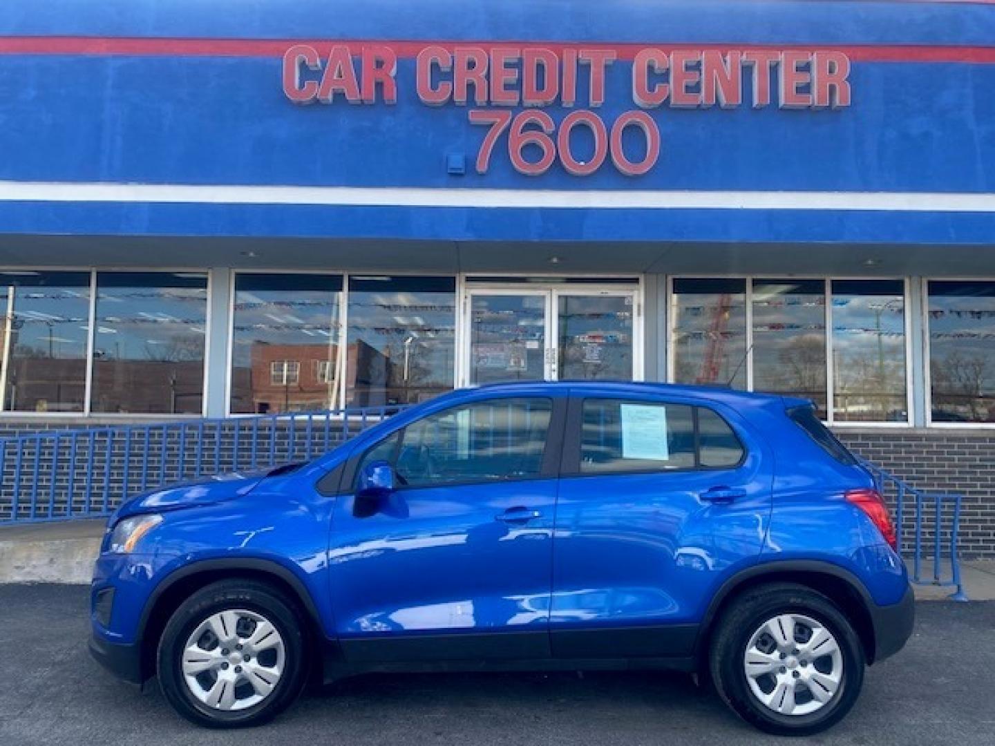 2016 WHITE Chevrolet Trax LS FWD (3GNCJKSB9GL) with an 1.4L L4 DOHC 16V engine, 6A transmission, located at 7600 S Western Ave., Chicago, IL, 60620, (773) 918-3980, 0.000000, 0.000000 - Photo#0